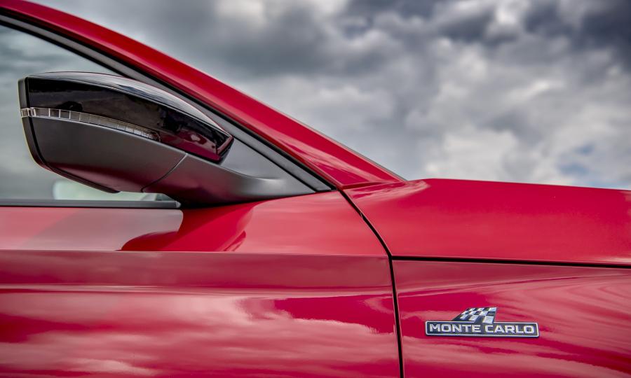 Детали экстерьера Skoda Kamiq Monte Carlo 2020 года  (UK) (фото 31 из 36)